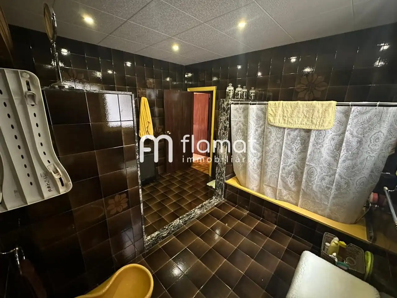 Baño de Edificio en venta en Santa Coloma de Gramenet
