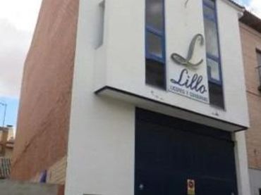 Local comercial en venda a Mora