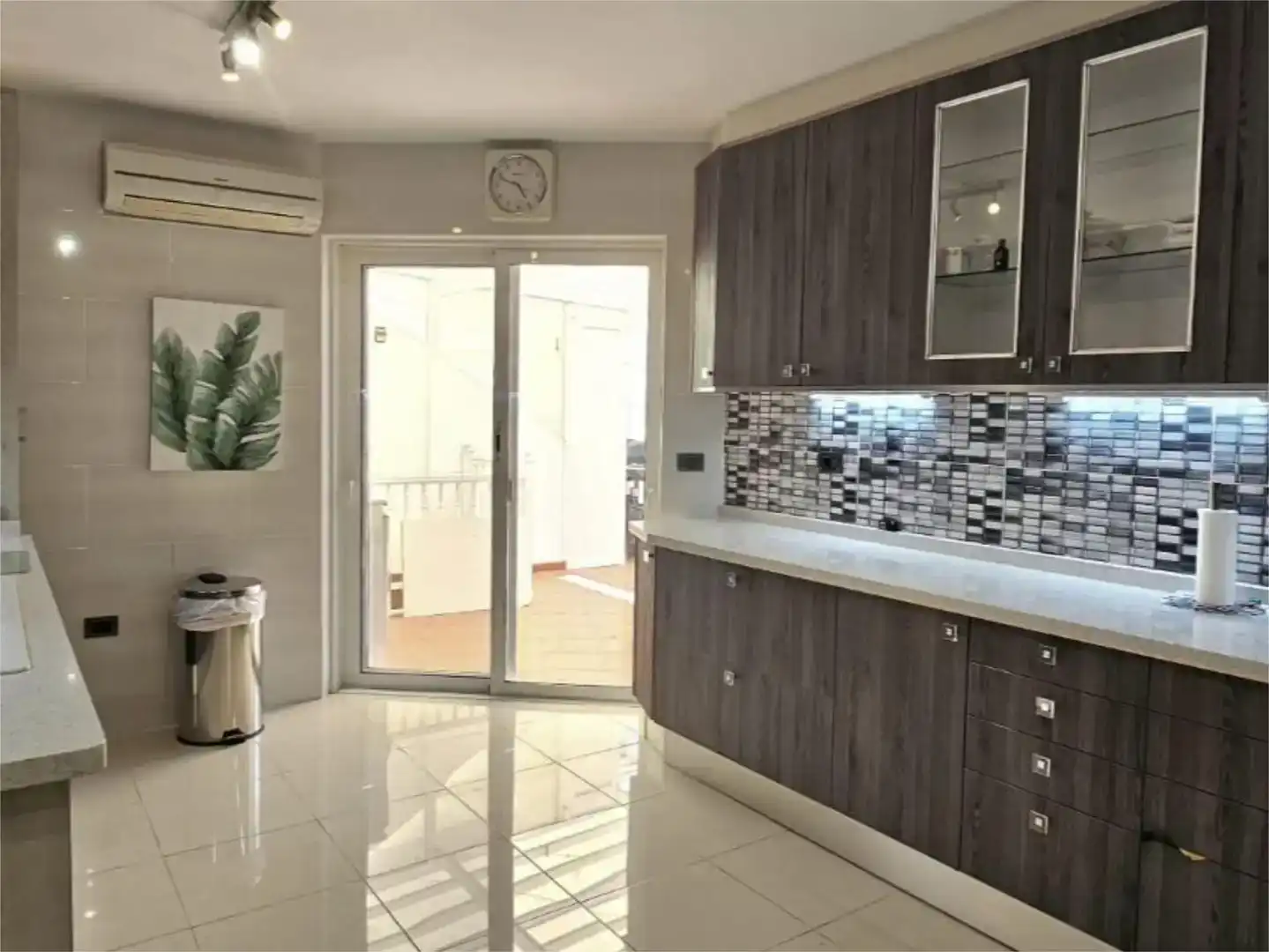 Cuina de Casa o xalet en venda en Adeje amb Aire condicionat, Jardí privat i Traster