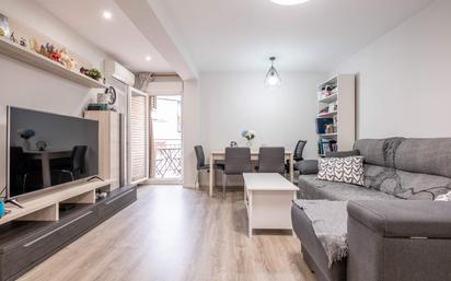 Sala d'estar de Pis en venda en  Zaragoza Capital amb Calefacció, Terrassa i Balcó
