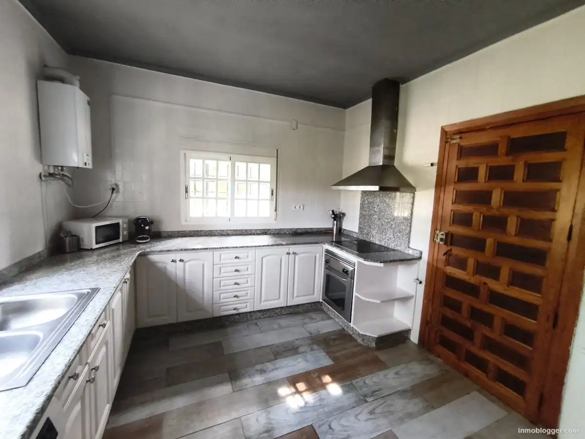 Kitchen of Flat for sale in Alborache  with Air Conditioner, Furnished and Alarm