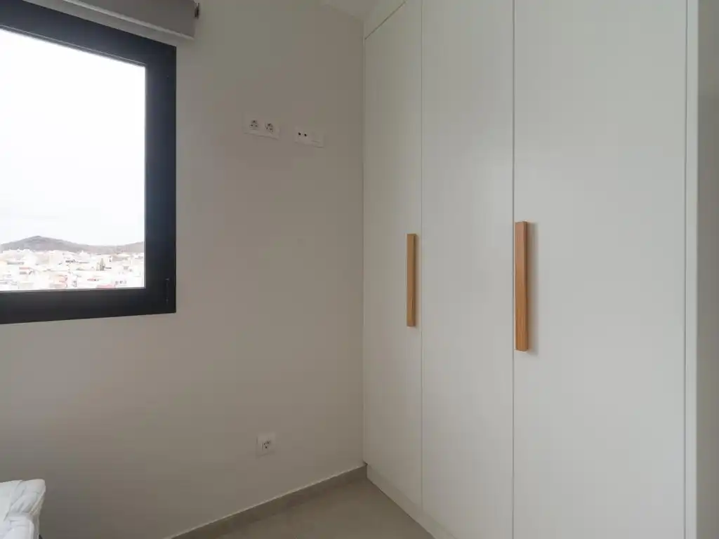 Schlafzimmer von Maisonette zum Verkauf in Las Palmas de Gran Canaria mit Abstellraum, Möbliert und Ofen