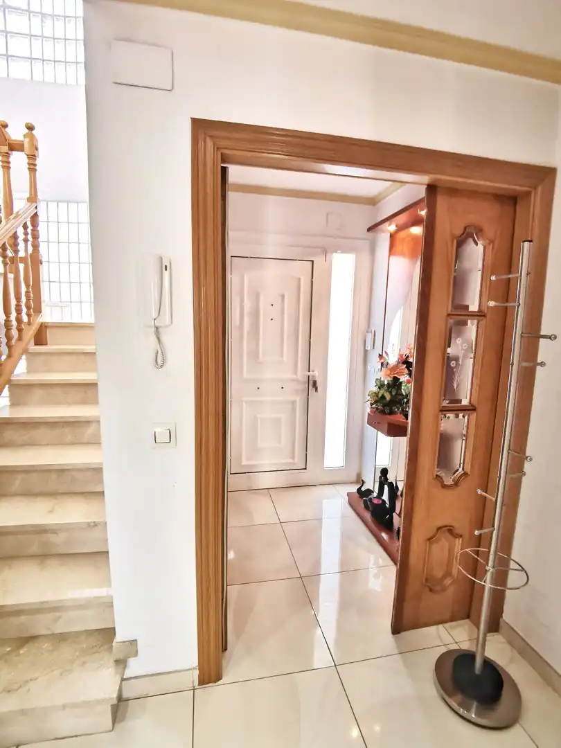 Casa con piscina en venta en Fenals, imagen 12