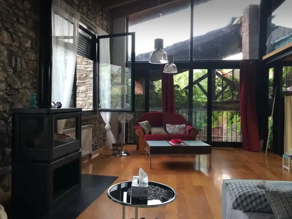 Sala de estar de Casa o chalet de alquiler en Alàs I Cerc con Jardín privado, Parquet y Terraza