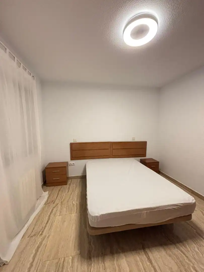 Schlafzimmer von Wohnung zur Miete in Valdepeñas