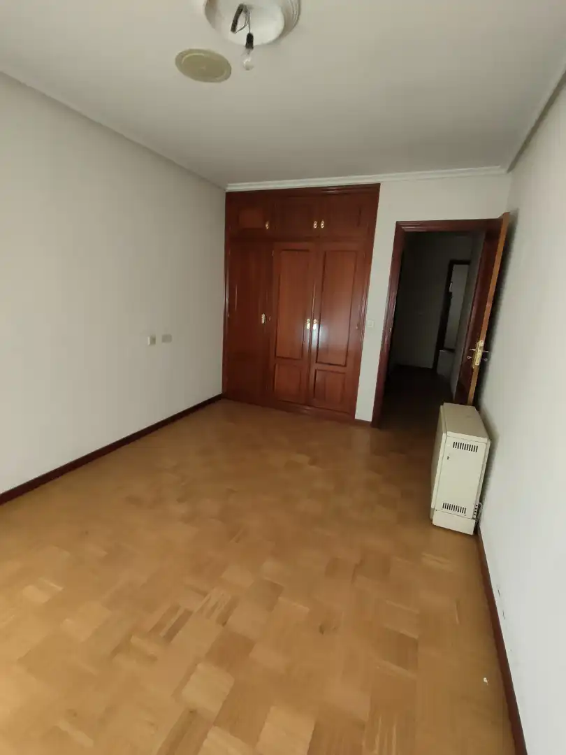 Habitación de Piso en venta en Benavente con Calefacción, Parquet y Terraza