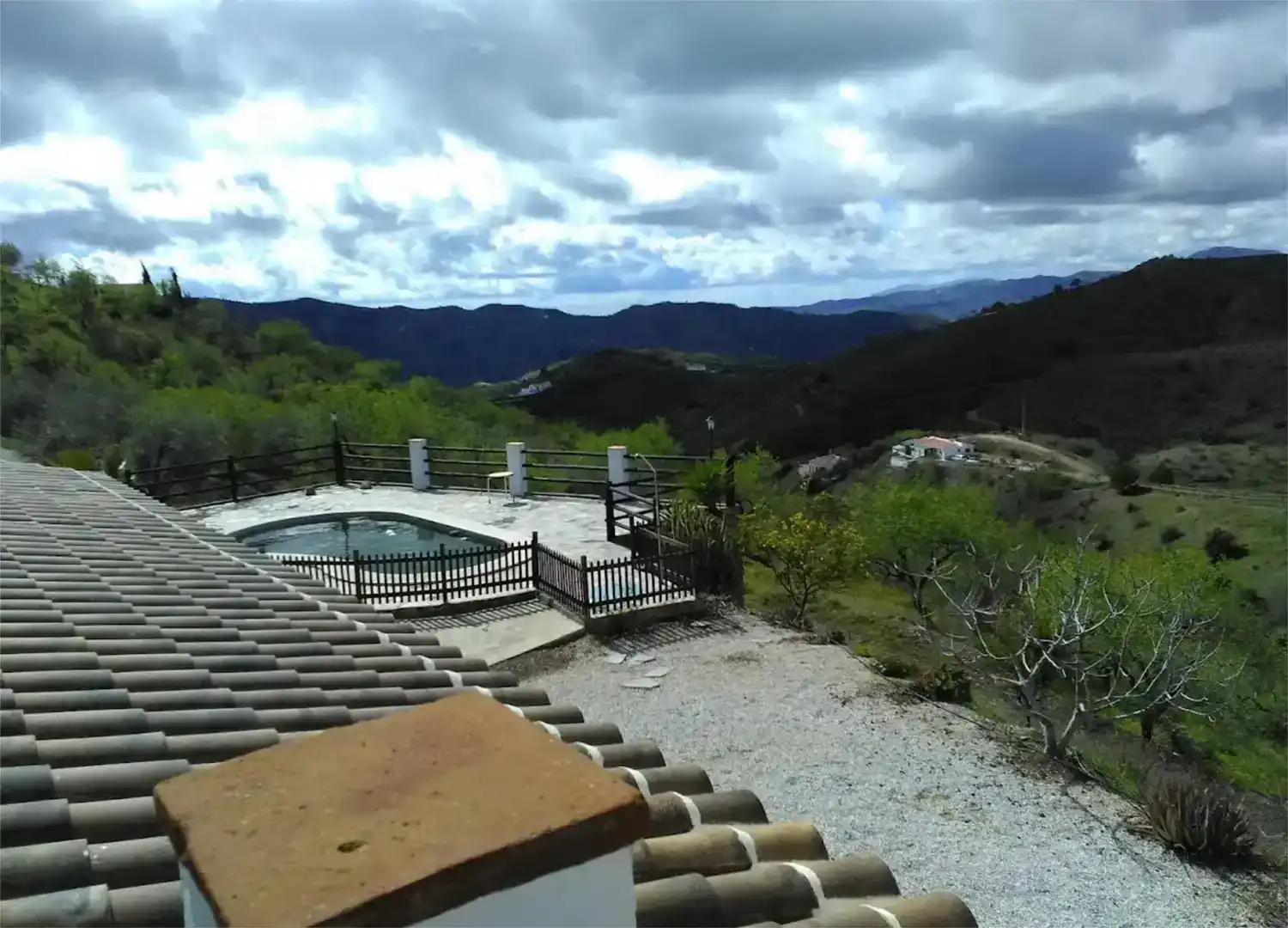 Terrassa de Casa o xalet de lloguer en Sedella amb Jardí privat, Traster i Piscina