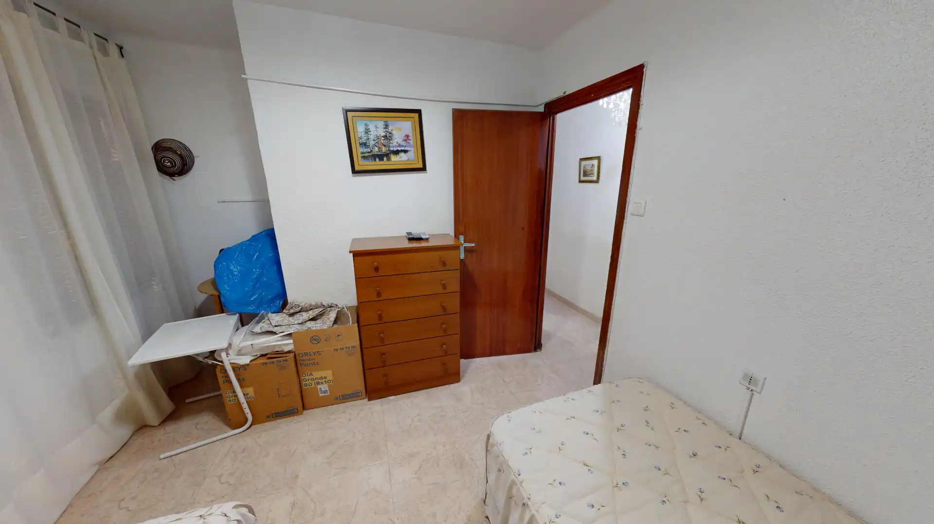 Habitación de Piso en venta en Alicante / Alacant con Aire acondicionado y Amueblado