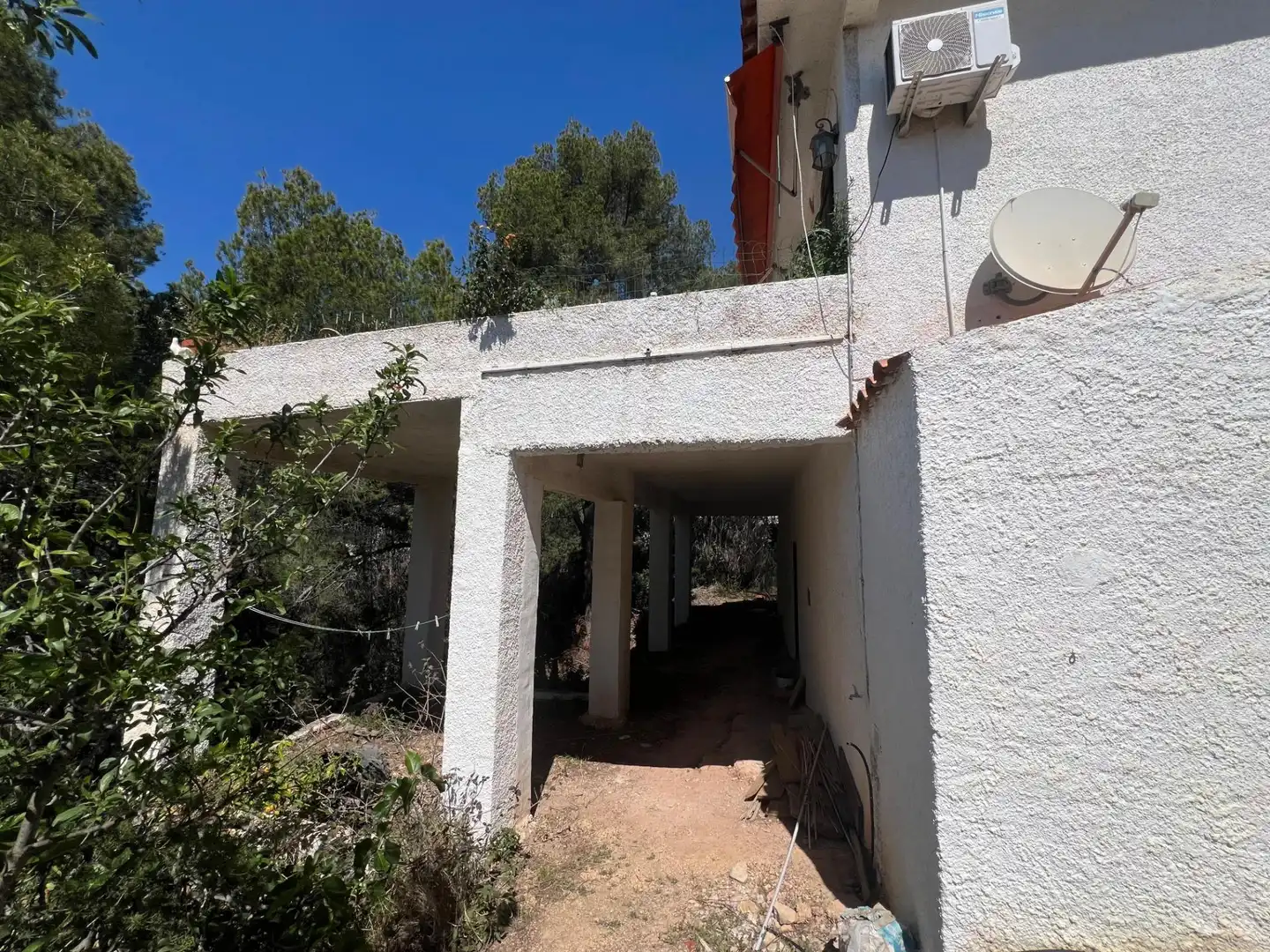 Vista exterior de Casa o chalet en venta en La Nucia con Aire acondicionado, Terraza y Amueblado