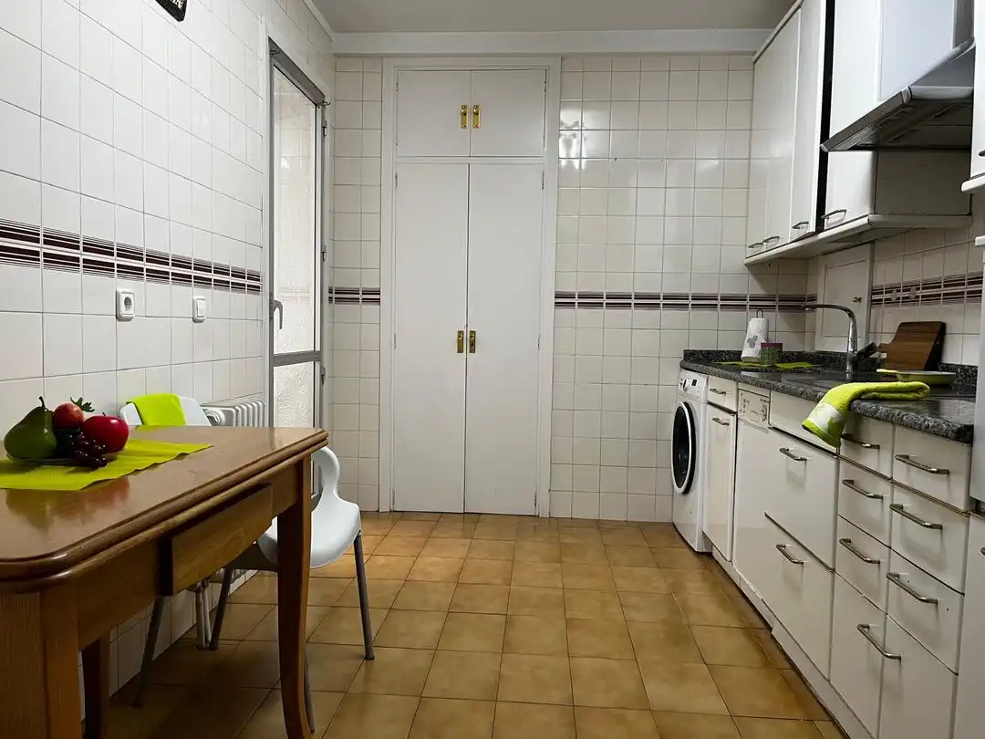 Cocina de Piso en venta en Barañáin / Barañain con Calefacción y Balcón