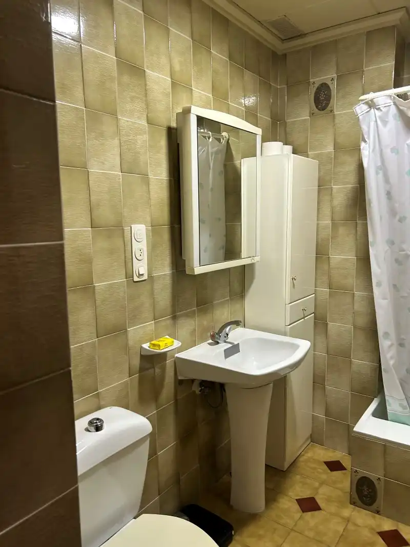 Bathroom of Houses for sale in L'Alqueria de la Comtessa  with Air Conditioner, Terrace and Furnished