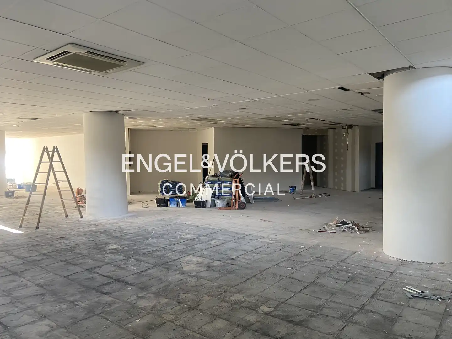 Business premises to rent in Centre, imagen 13