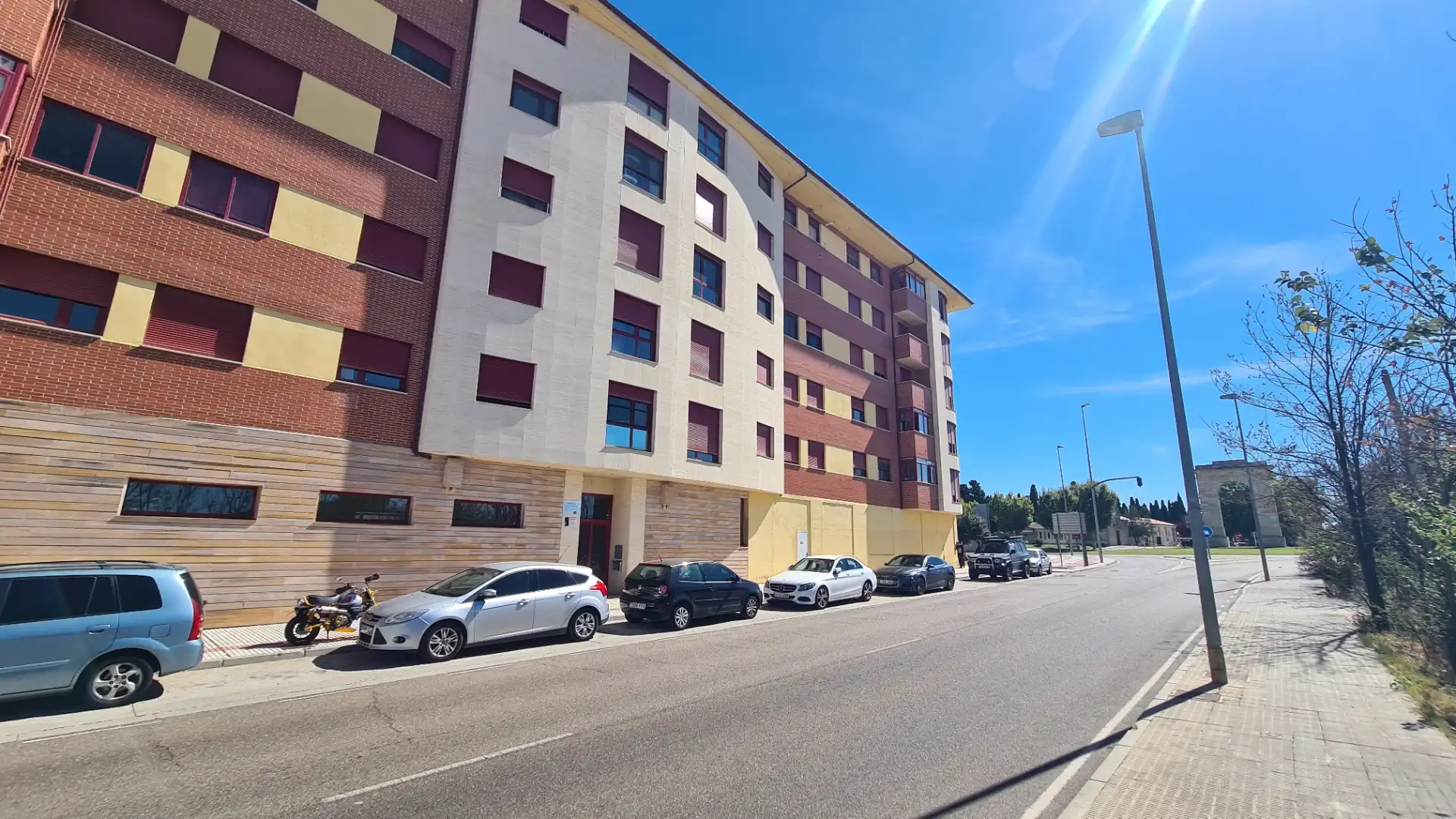 Appartamento con terrazza in vendita a Calle de Cabañales 55, imagen 3