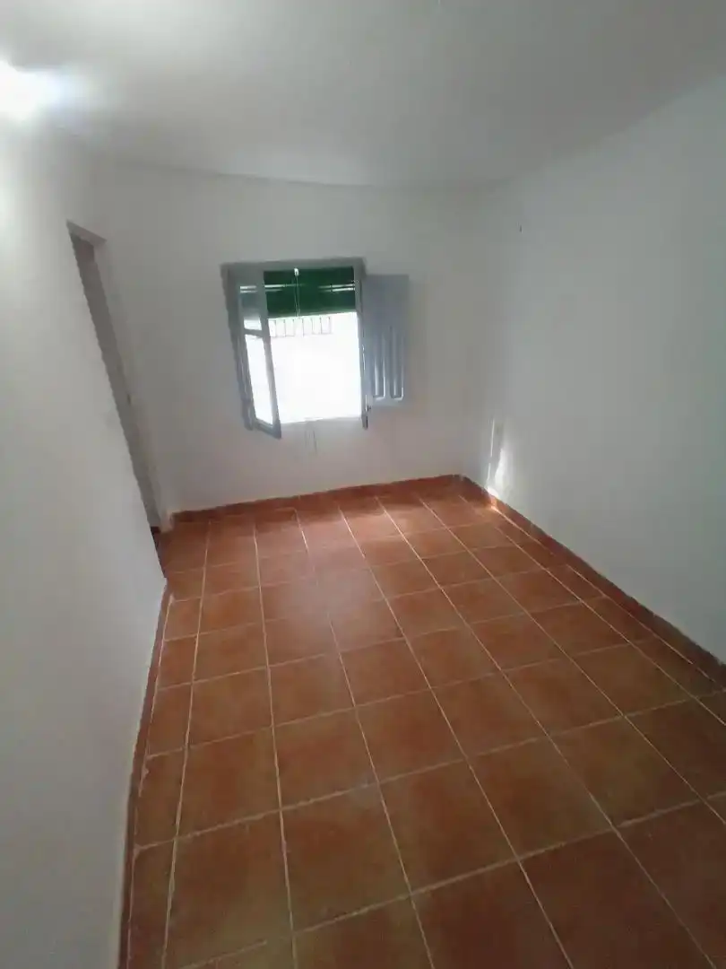 Casa adosada en venda en La Peraleja   amb Traster i Balcó
