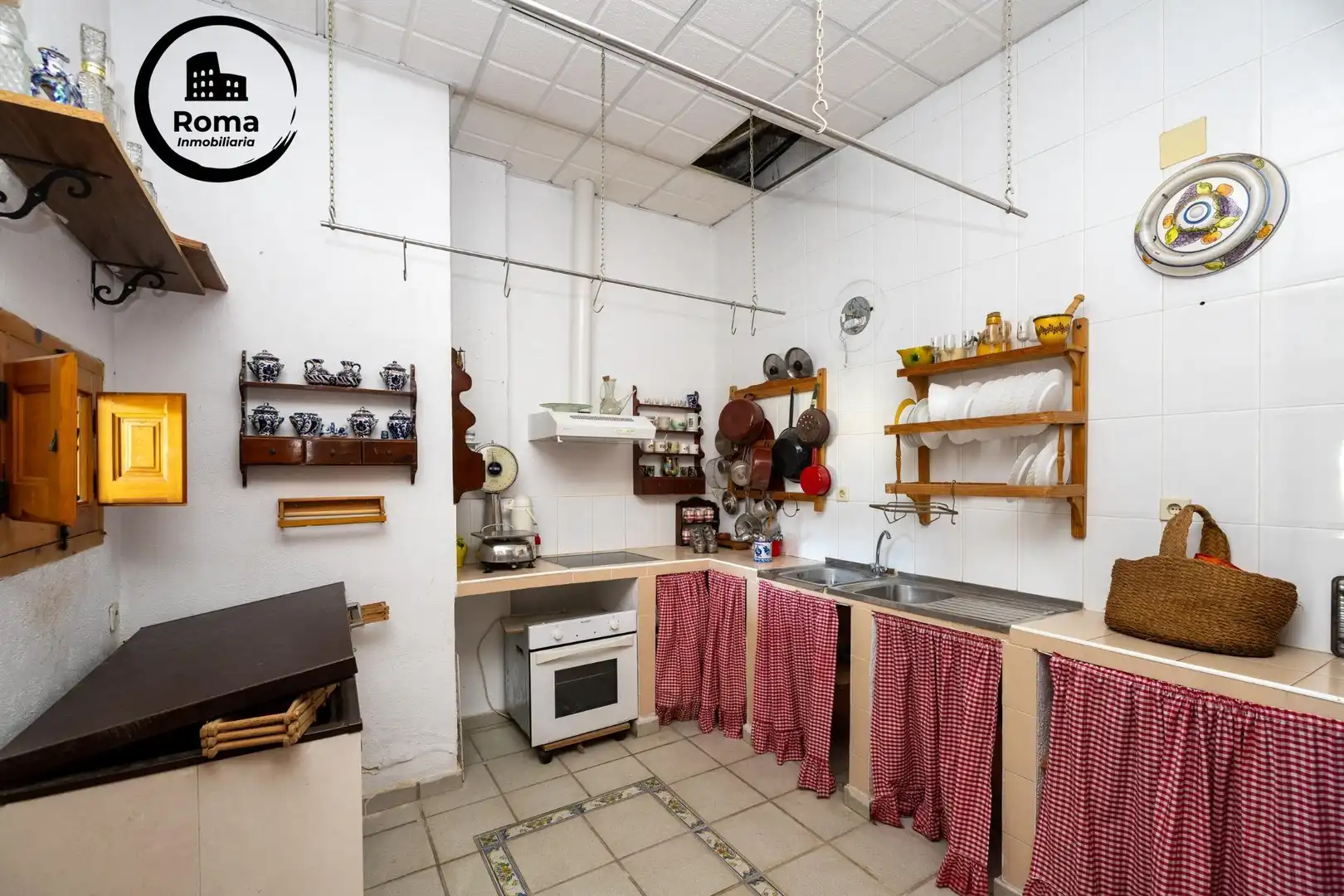 Kitchen of Detached homes for sale in Granada  with Heating, Private garden and Terrace