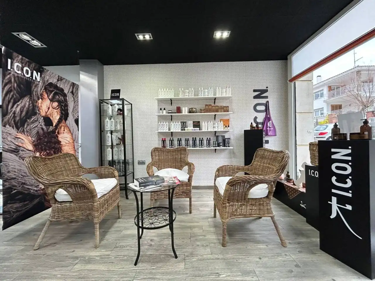 Local comercial en traspaso en Calle Aragó 57