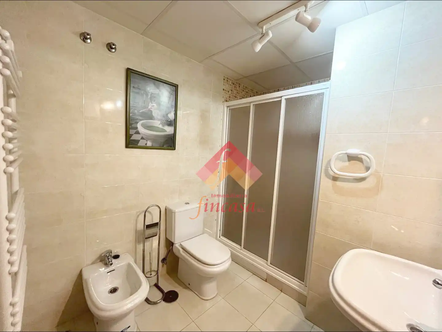 Baño de Piso de alquiler en Ronda con Calefacción, Amueblado y Balcón