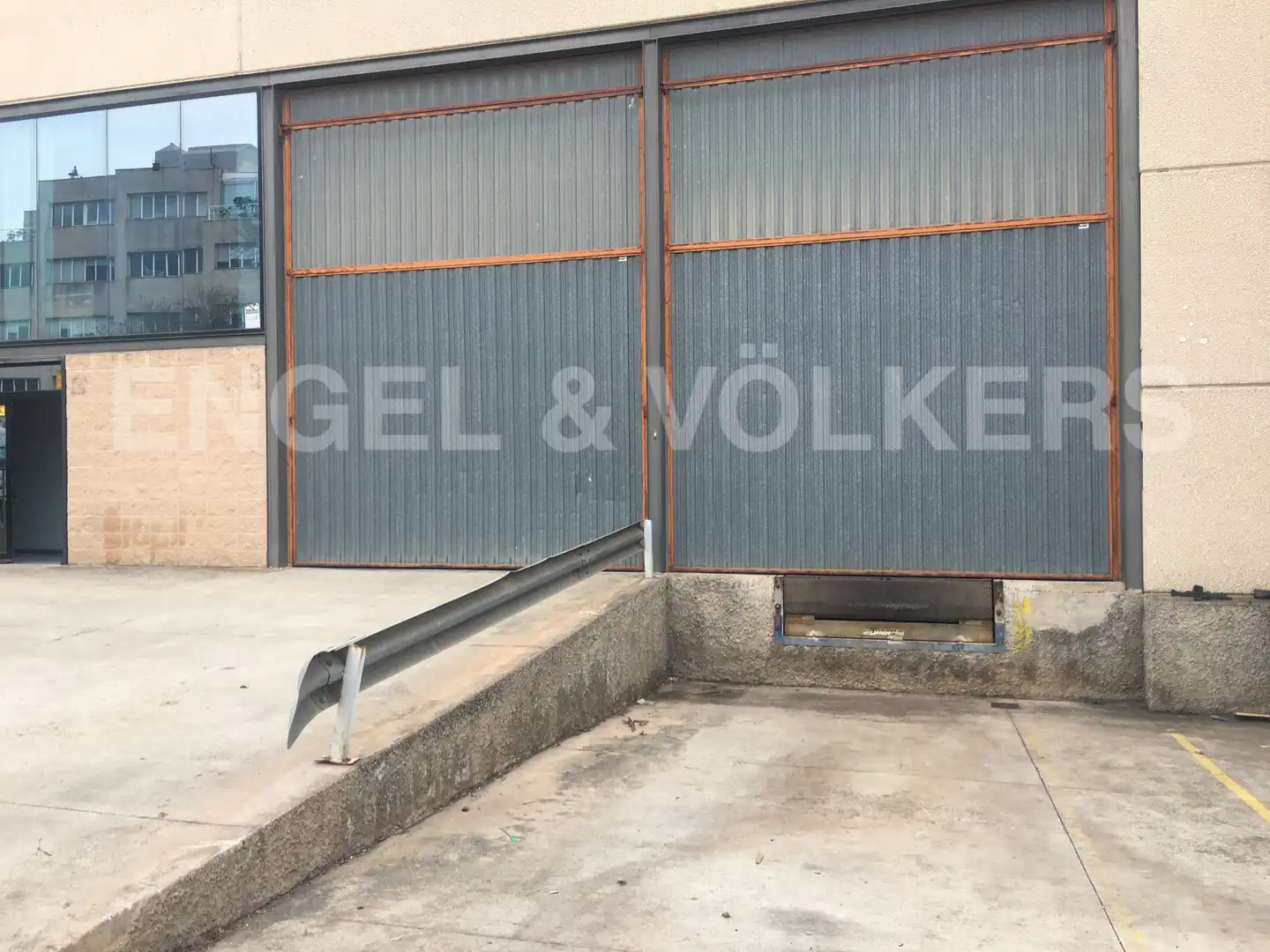 Parking of Industrial buildings for rent in Bellvitge - El Gornal - Granvia LH