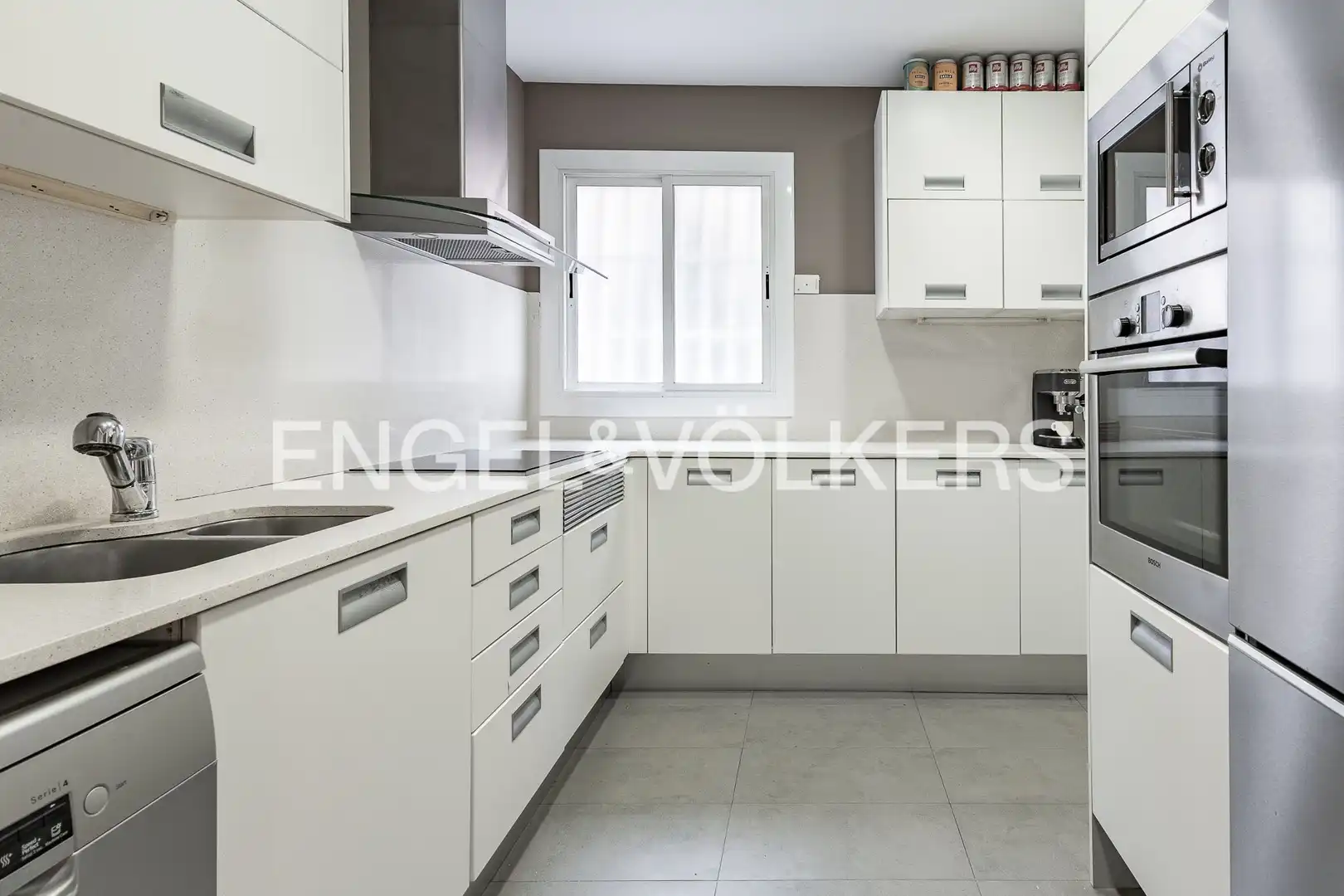 Cocina de Piso en venta en Sant Cugat del Vallès con Aire acondicionado, Calefacción y Jardín privado