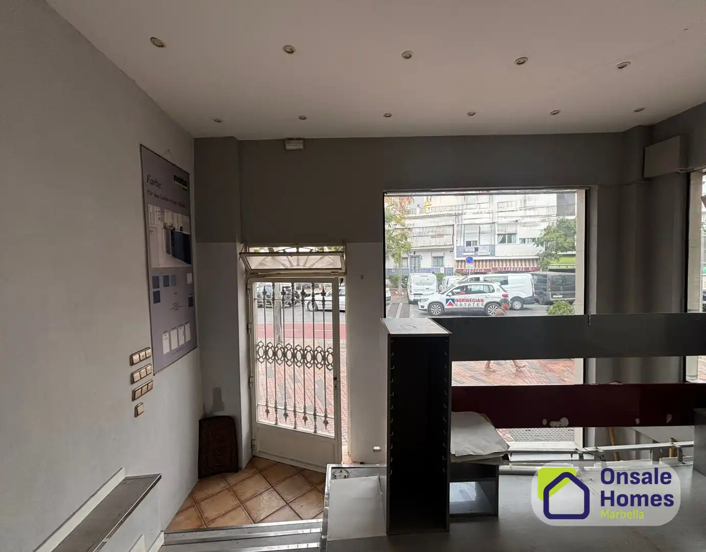 Local comercial de lloguer a Avenida de Nabeul, imagen 3