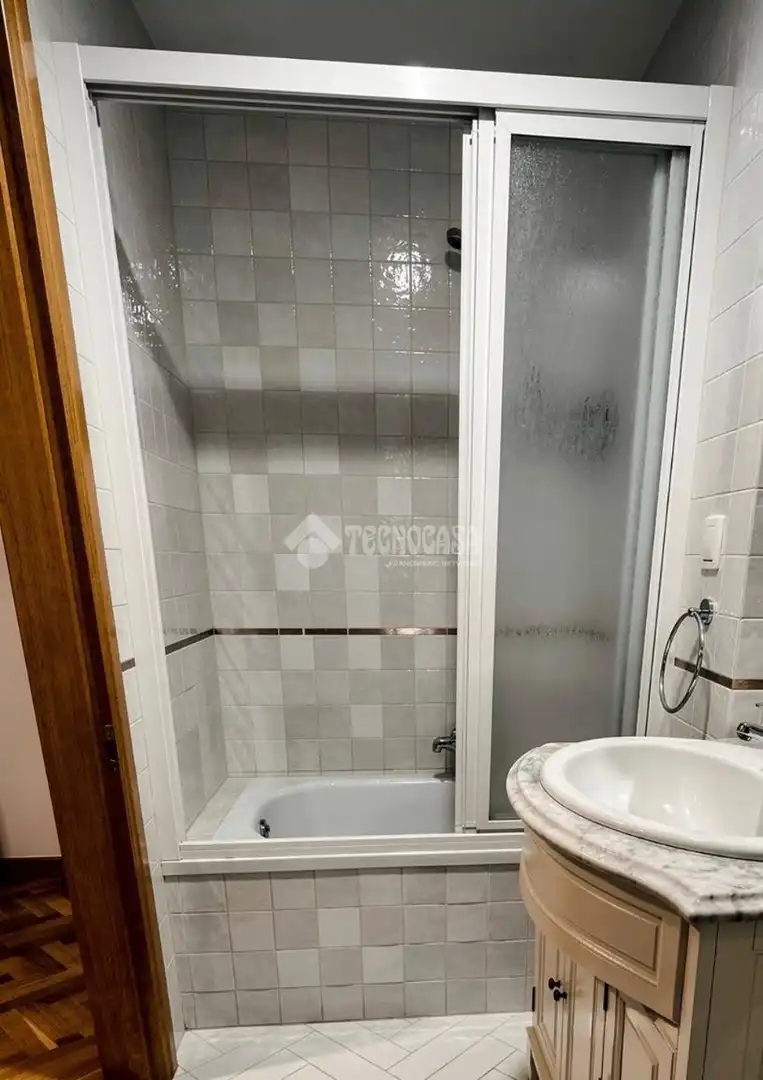 Bany de Pis en venda en Coslada