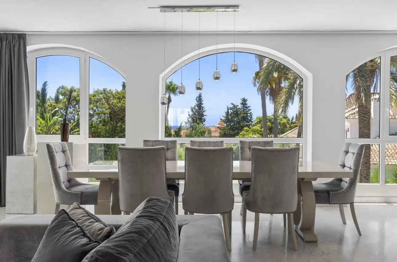 Menjador de Casa o xalet de lloguer en Marbella amb Aire condicionat, Calefacció i Terrassa