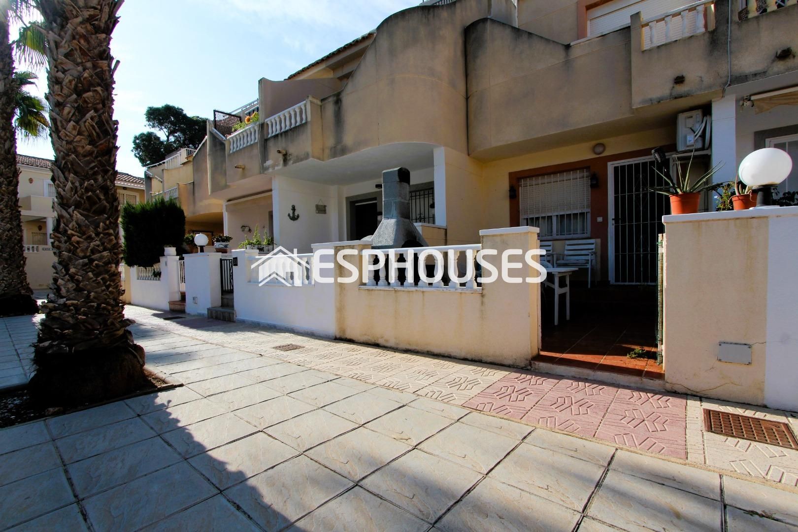 Exterior view of Planta baja for sale in Guardamar del Segura  with Air Conditioner, Furnished and Balcony