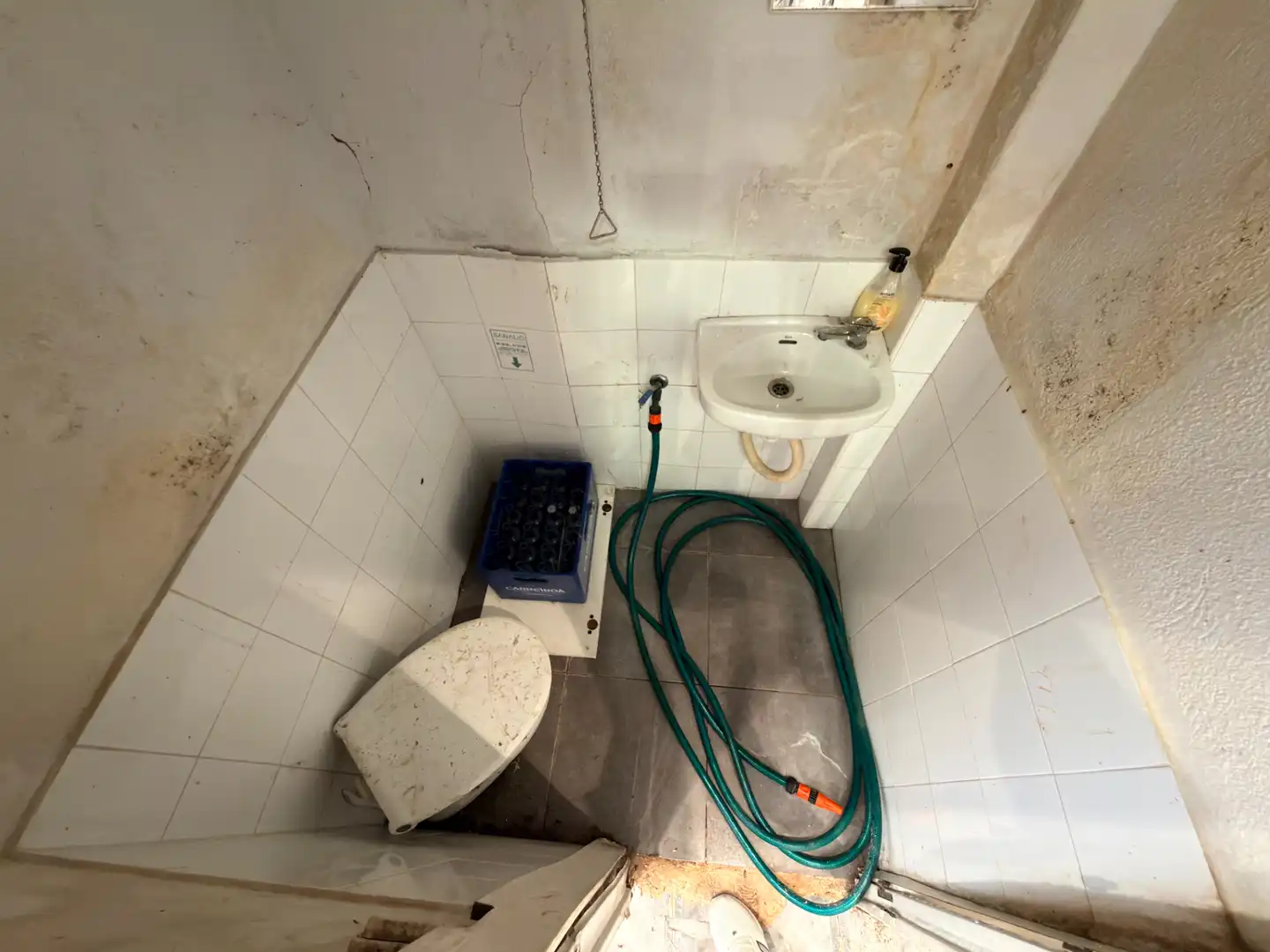 Bathroom of Office for sale in Valencia  with Air Conditioner, Heating and Alarm