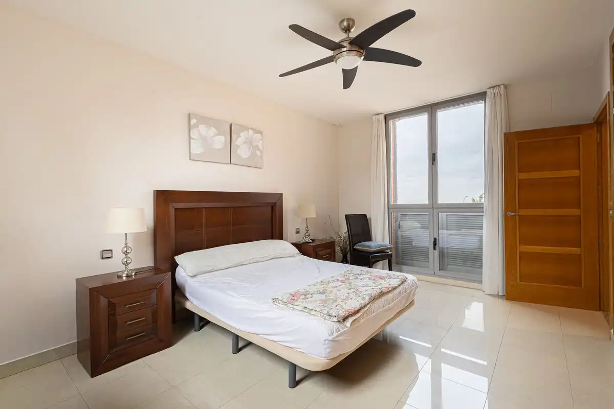 Chalet con terraza en venta en Calle Begonia, imagen 16