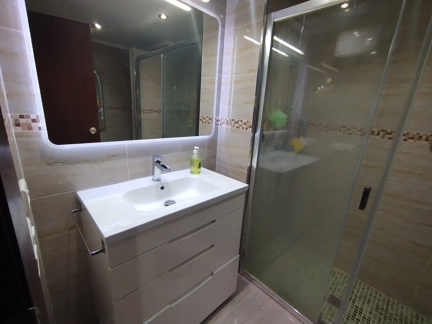 Badezimmer von Wohnung zum Verkauf in Almazora / Almassora mit Klimaanlage, Möbliert und Ofen