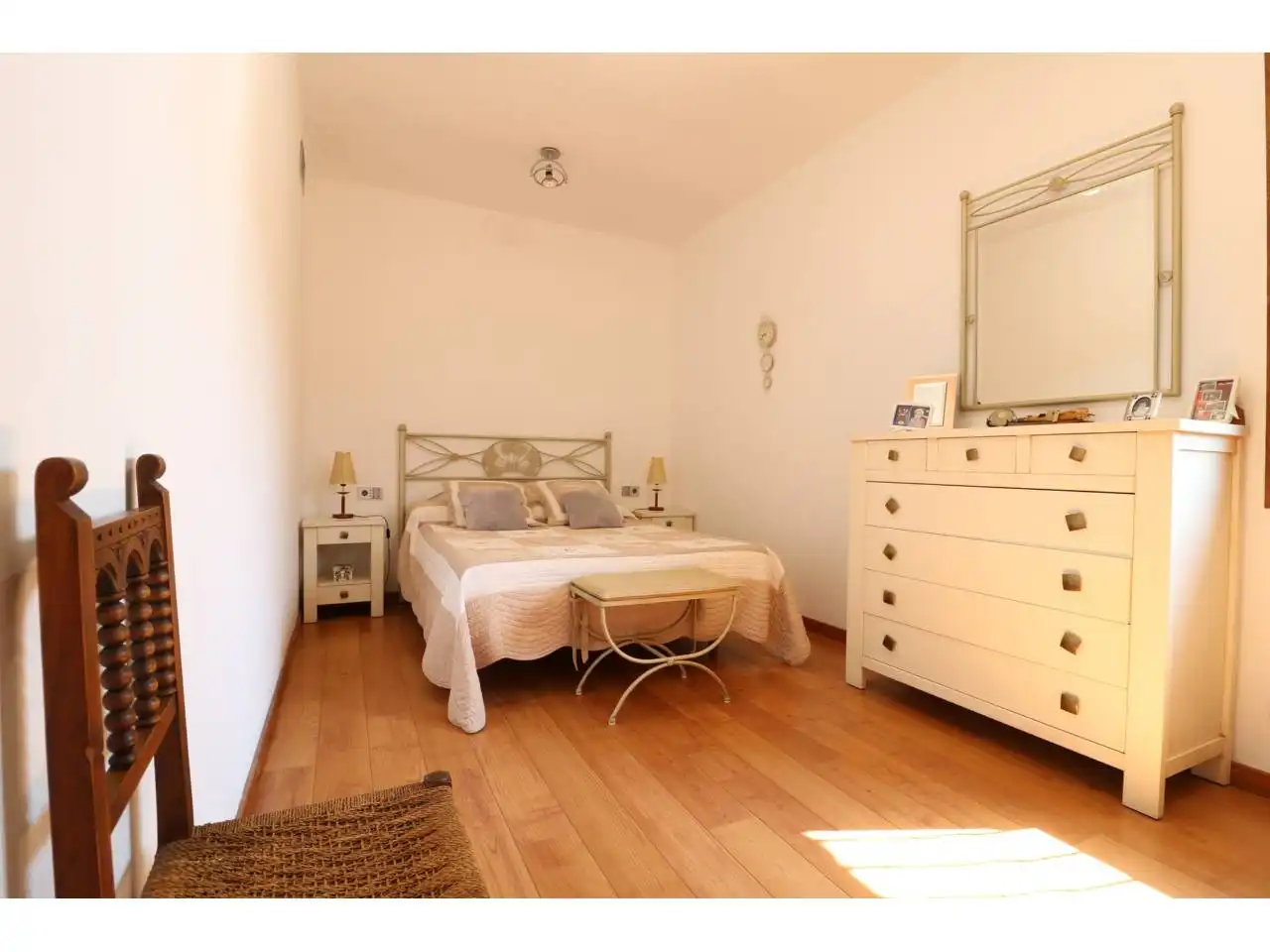 Dormitori de Casa o xalet en venda en Cerdanyola del Vallès