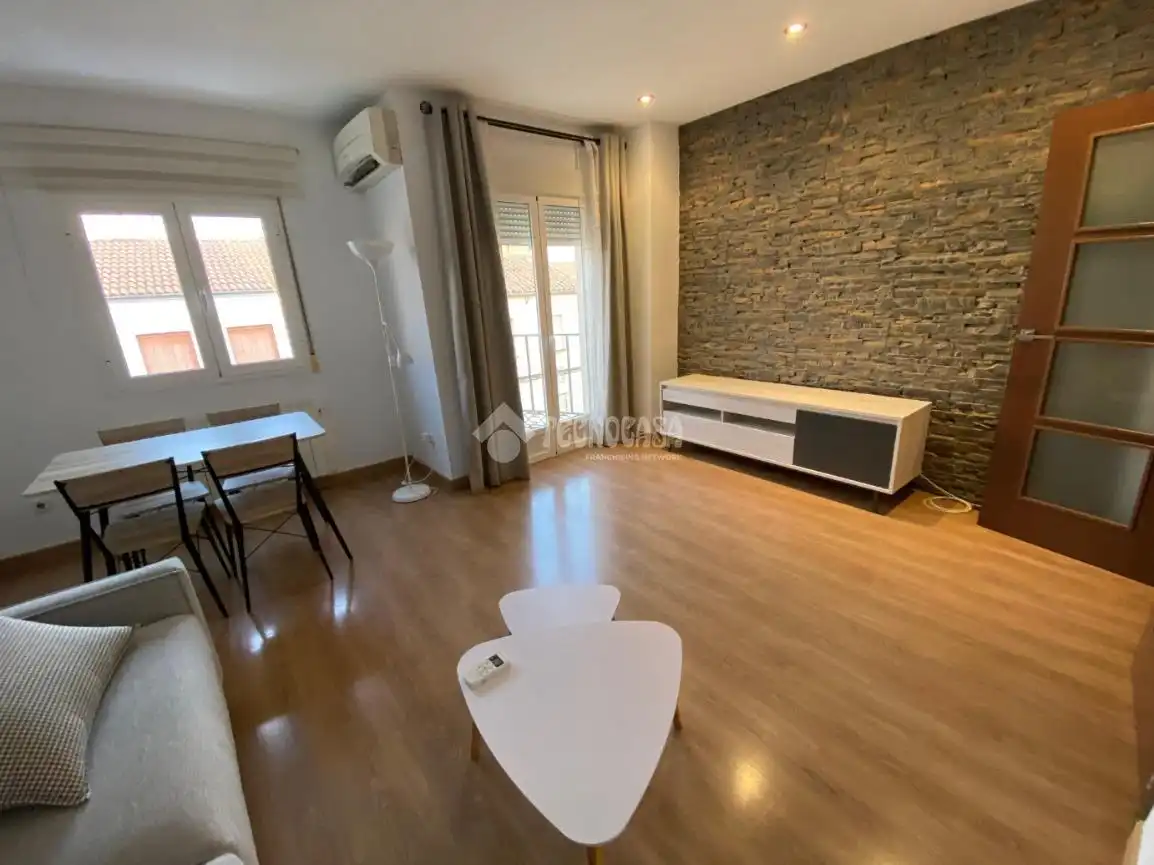 Sala d'estar de Pis de lloguer en Torredonjimeno amb Aire condicionat, Calefacció i Balcó