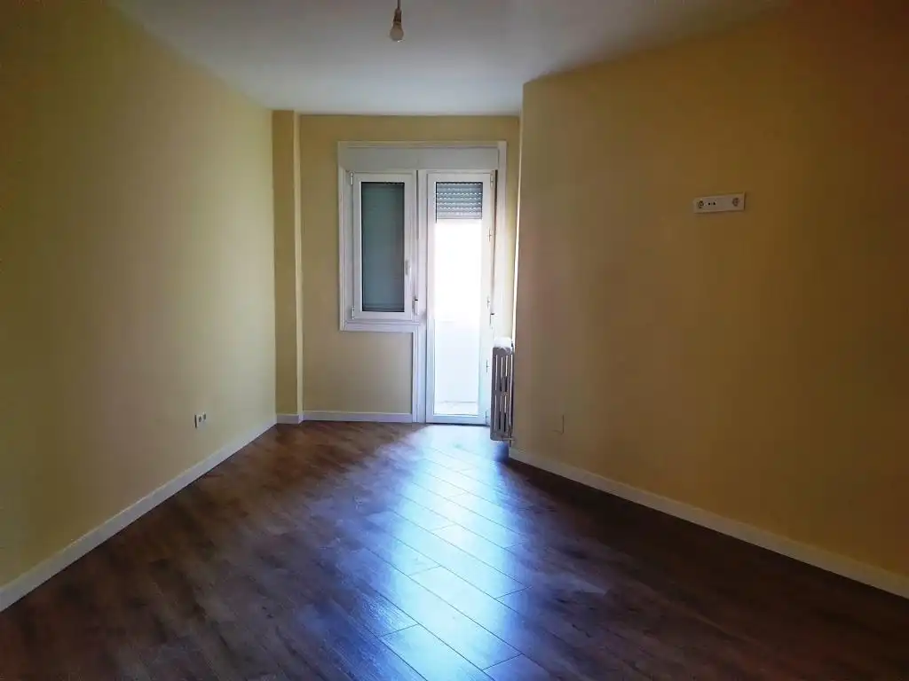 Piso de alquiler en Rúa Cardenal Quevedo 5I (San Lázaro), Centro
