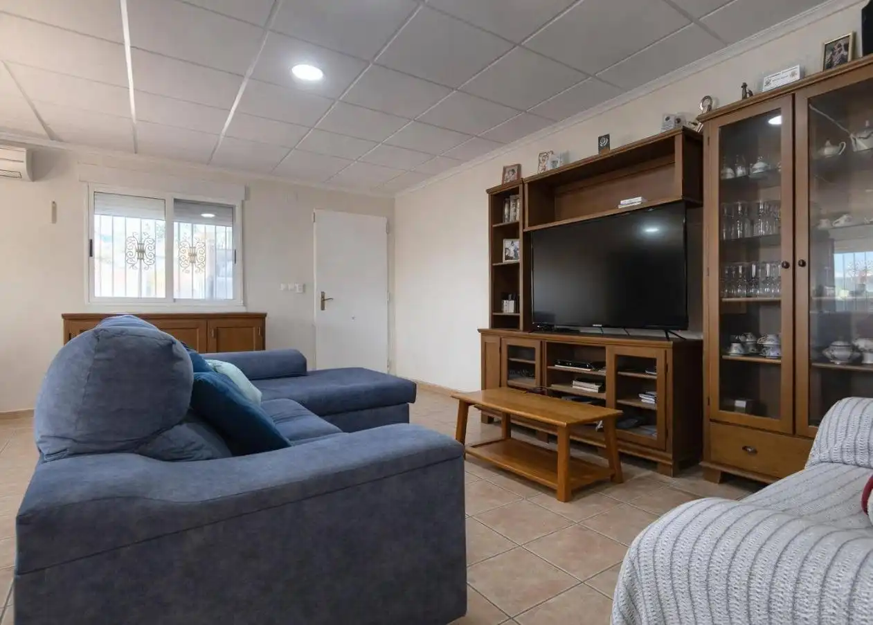 Living room of Houses for sale in Crevillent  with Community pool