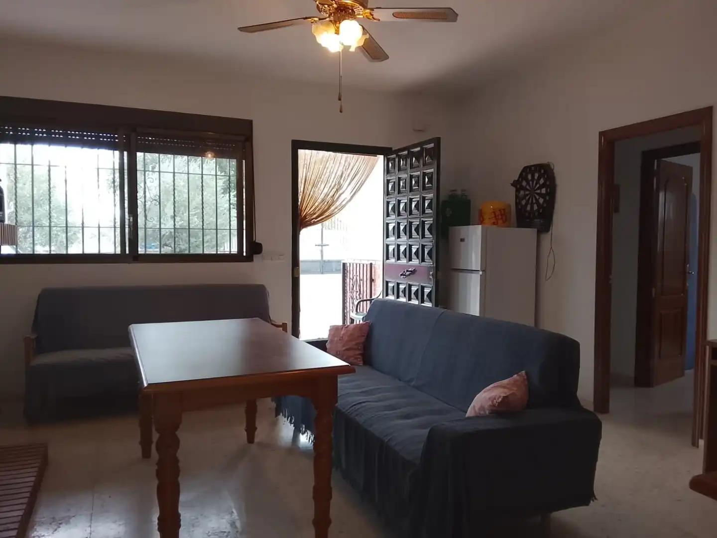 Sala d'estar de Finca rústica en venda en Córdoba amb Aire condicionat, Calefacció i Jardí privat