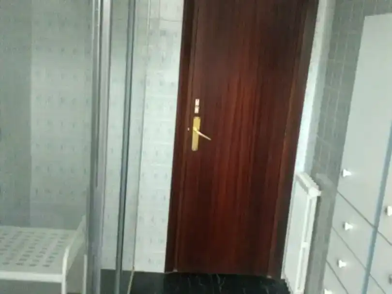Pis per a compartir en Leioa amb Jardí privat, Piscina i Moblat