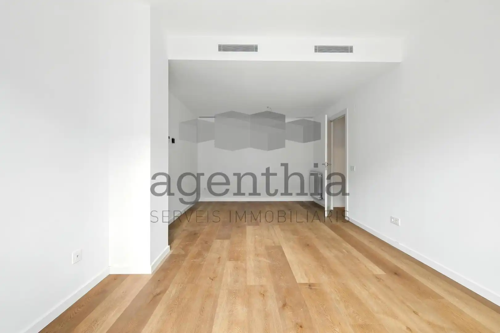 Piso en venta en Carrer Migdia, 124, Eixample Sud – Migdia