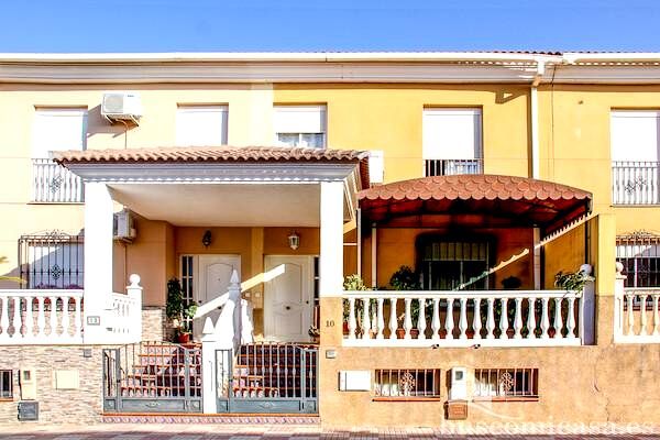 Exterior view of House or chalet for sale in Torreblascopedro  with Air Conditioner and Balcony