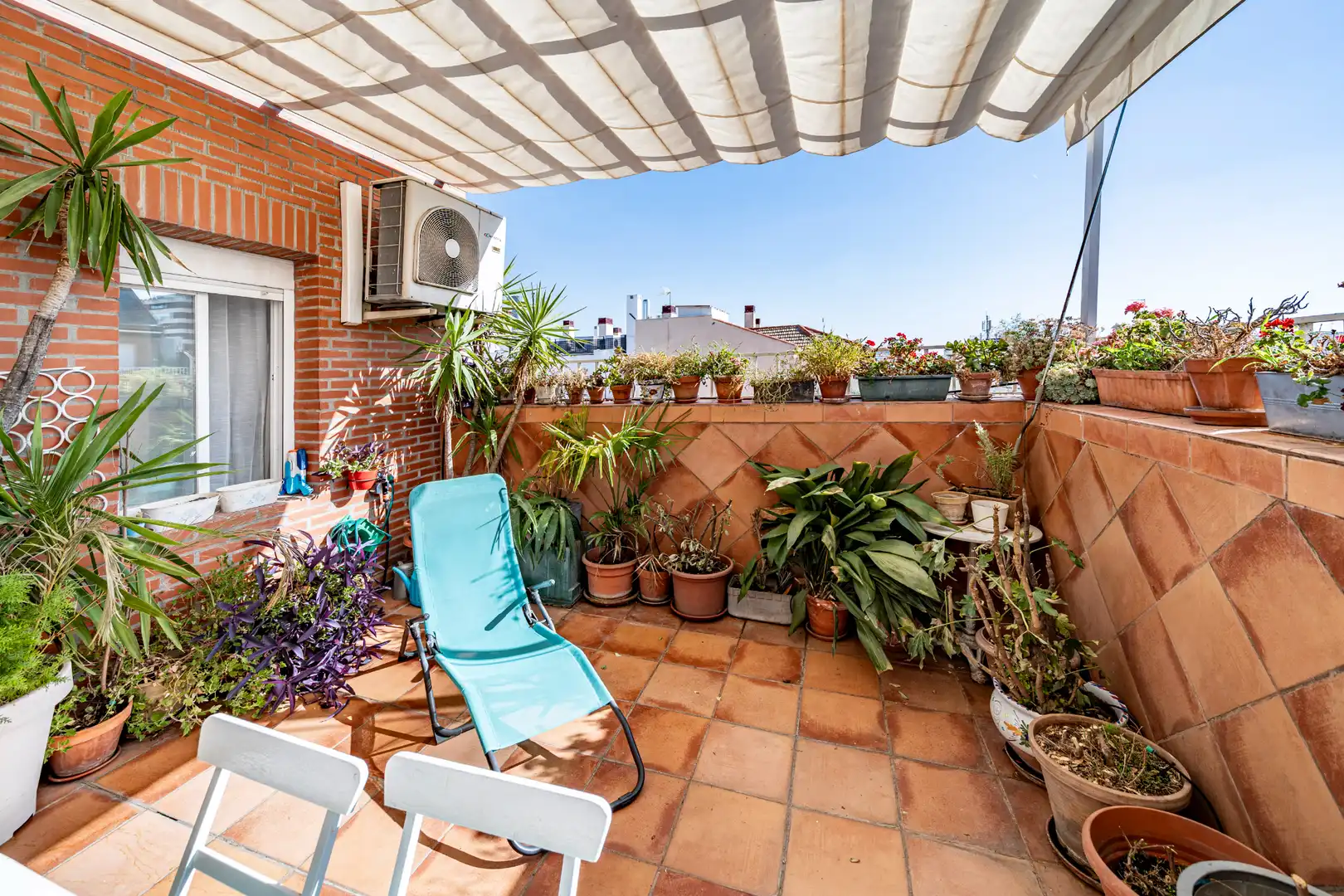 Penthouse with lift for sale in Calle de Guzmán el Bueno 38, imagen 4