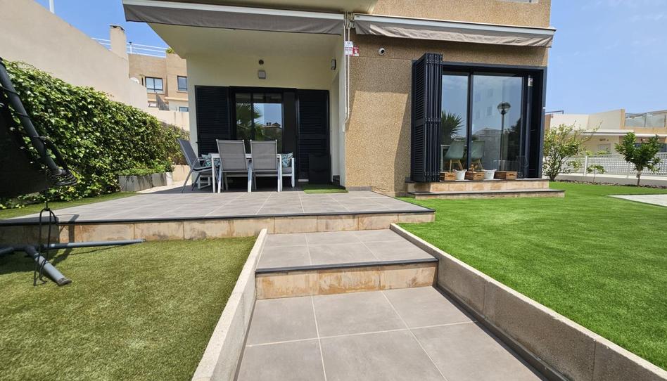 Foto 1 de Casa o chalet en venta en La Zenia, Alicante