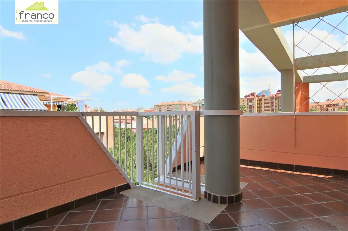 Terrasse von Dachboden zur Miete in Murcia mit Klimaanlage, Heizung und Terrasse