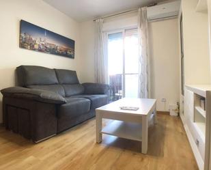 Living room of Flat to rent in  Madrid Capital  with Air Conditioner and Terrace