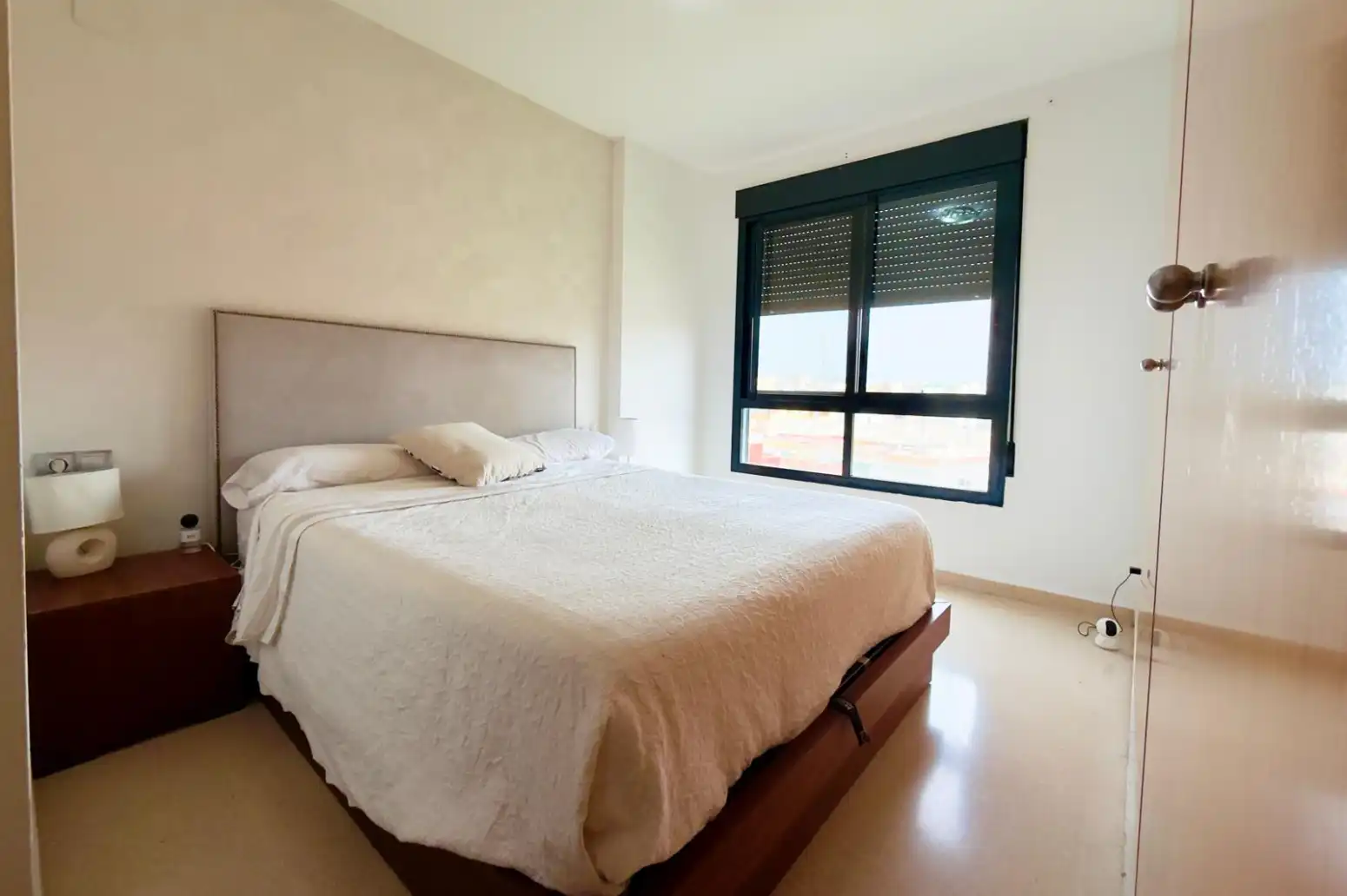 Bedroom of Flat for sale in Torrent  with Air Conditioner, Storage room and Balcony