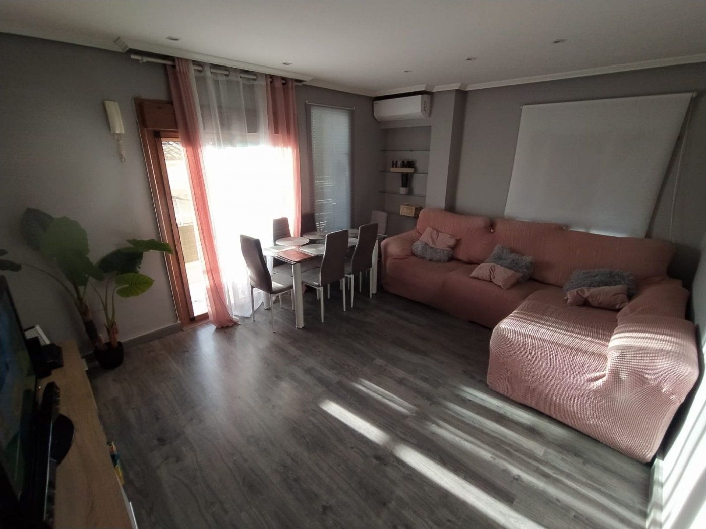 Sala d'estar de Pis en venda en Cáceres Capital amb Balcó