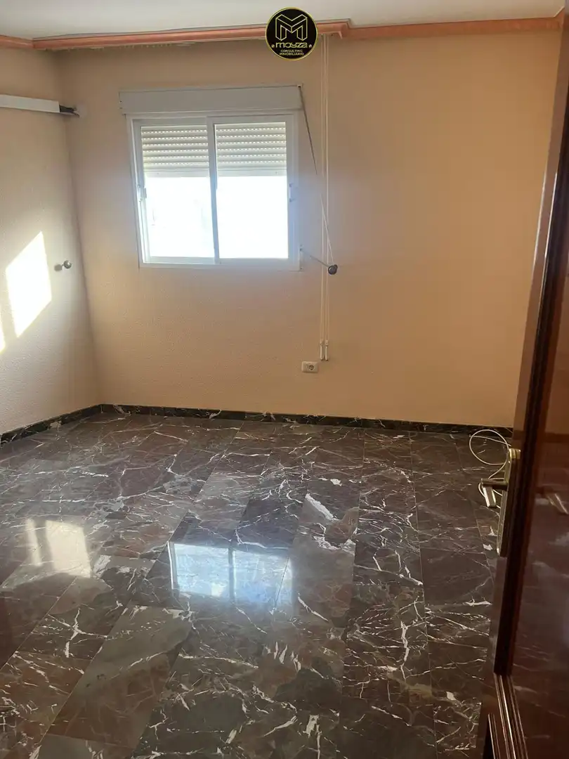 Wohnung mit Terrasse zum Verkauf in Torredelcampo, imagen 4