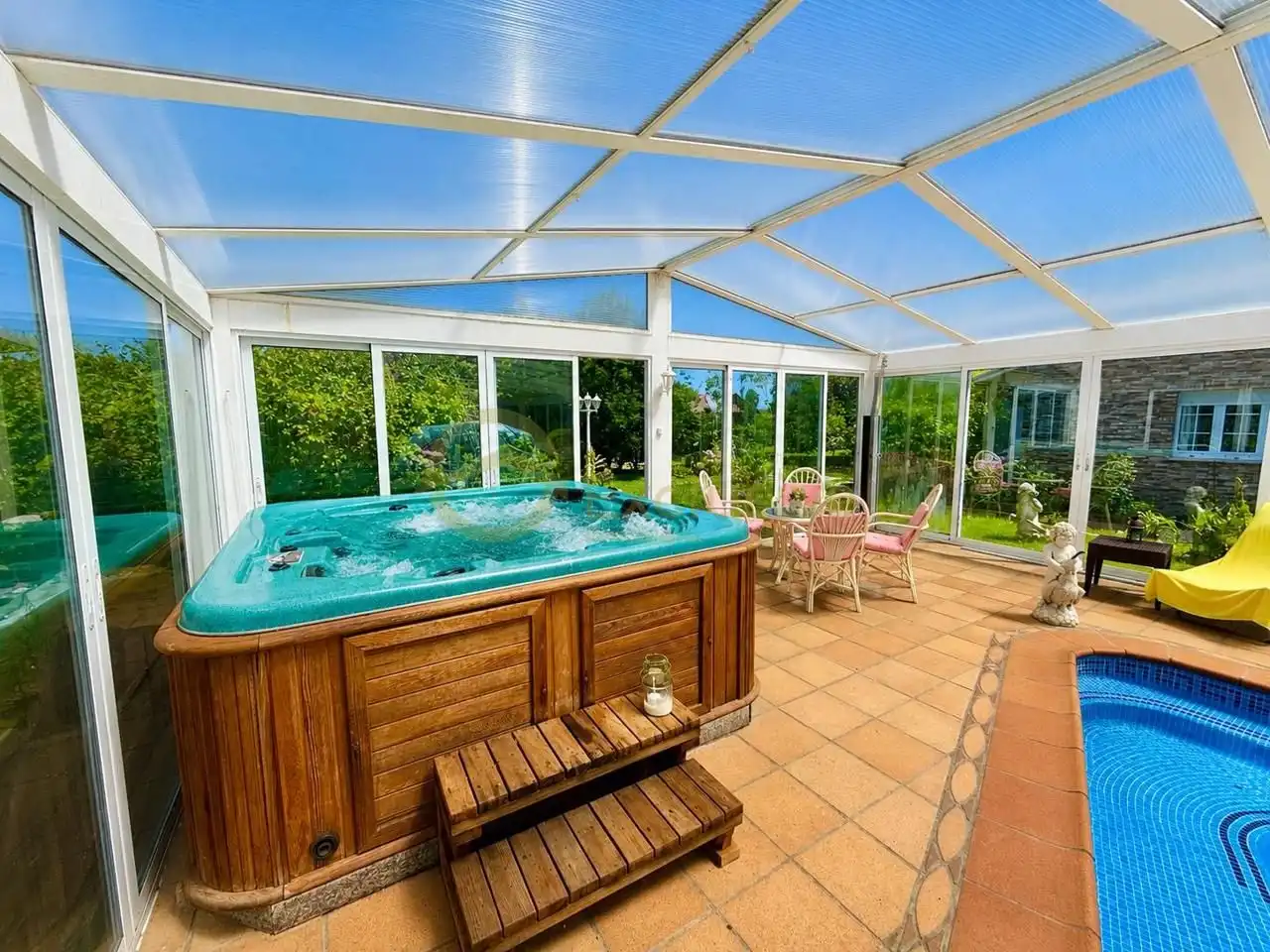 Piscina de Casa o chalet en venta en Castrillón con Calefacción, Jardín privado y Parquet