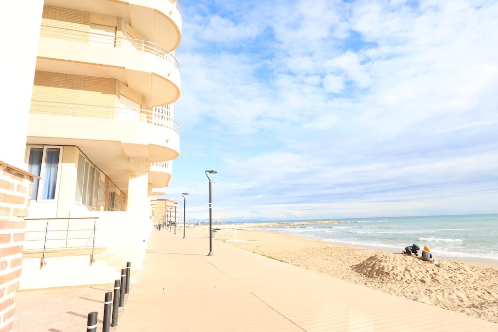 Exterior view of Apartment for sale in Torrevieja  with Air Conditioner, Heating and Terrace