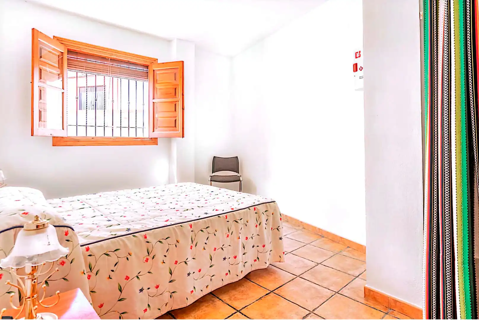 Dormitori de Finca rústica en venda en El Pinar amb Terrassa, Piscina i Moblat
