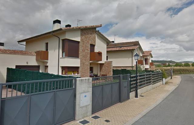 Casa-chalet en Venta en Arenal en Armiñón