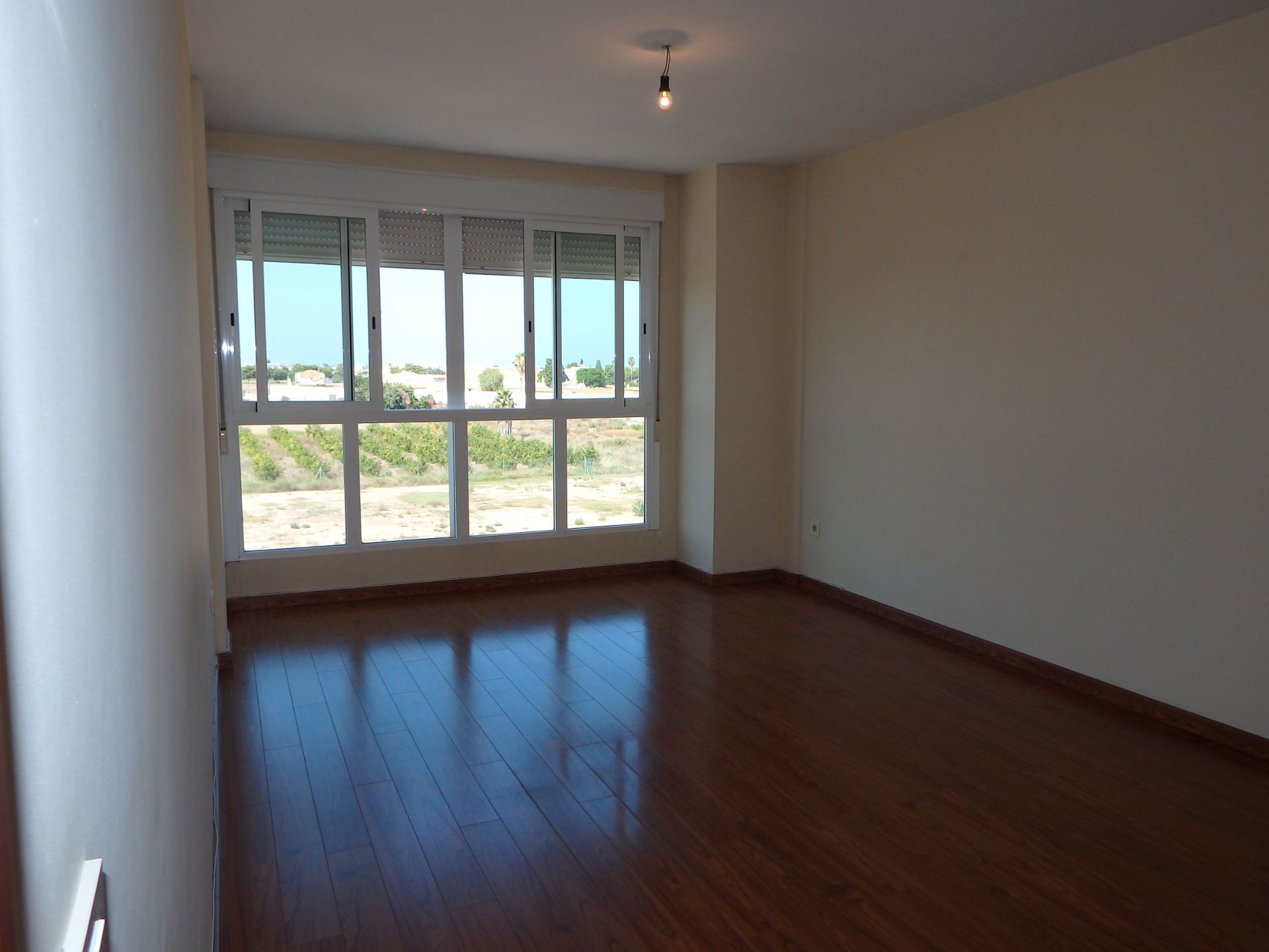 Bedroom of Flat to rent in Alboraya  with Air Conditioner, Heating and Parquet flooring